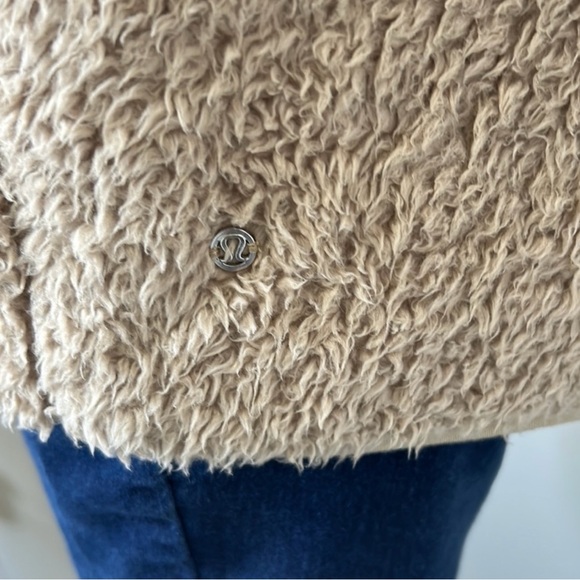 Lululemon Oh So Sherpa Full Zip Teddy jacket Size 10 - Picture 10 of 15